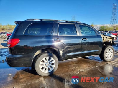 Trzecie zdjęcie samochodu z tyłu: 2017 TOYOTA SEQUOIA PLATINUM VIN:5TDDW5G17HS154242 - miniatura