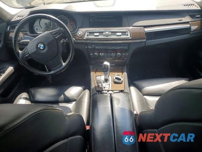 Zdjęcie 8 z 12 samochodu: 2011 BMW 750 LXI VIN:WBAKC8C59BC433126 - miniatura