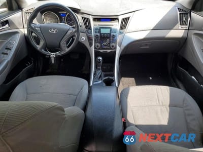 Zdjęcie 8 z 12 samochodu: 2011 HYUNDAI SONATA HYBRID VIN:KMHEC4A40BA007044 - miniatura