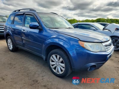Czwarte zdjęcie samochodu z boku: 2012 SUBARU FORESTER 2.5X PREMIUM VIN:JF2SHADC9CH426580 - miniatura