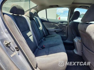 Zdjęcie 10 z 12 samochodu: 2009 HONDA ACCORD EX VIN:1HGCP26749A139288 - miniatura