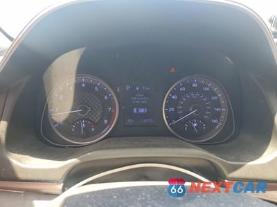 Zdjęcie 9 z 13 samochodu: 2019 HYUNDAI ELANTRA SEL VIN:5NPD84LF3KH444674 - miniatura