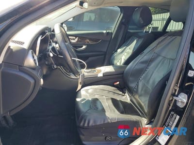 Zdjęcie 7 z 12 samochodu: 2017 MERCEDES-BENZ C 300 4MATIC VIN:55SWF4KB4HU193120 - miniatura