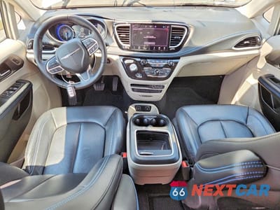 Zdjęcie 8 z 13 samochodu: 2021 CHRYSLER PACIFICA TOURING L VIN:2C4RC1BG3MR587434 - miniatura