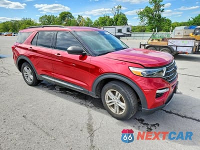 Czwarte zdjęcie samochodu z boku: 2021 FORD EXPLORER XLT VIN:1FMSK8DH0MGA30741 - miniatura
