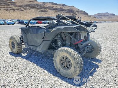 Trzecie zdjęcie samochodu z tyłu: 2019 CAN-AM MAVERICK X3 UTILITY VEHICLE VIN:3JBVXAW22KK000273 - miniatura