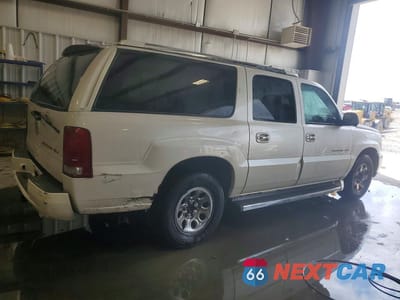 Trzecie zdjęcie samochodu z tyłu: 2006 CADILLAC ESCALADE ESV VIN:3GYFK66N96G199462 - miniatura