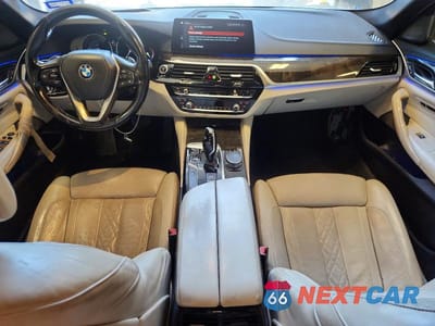 Zdjęcie 8 z 13 samochodu: 2017 BMW 540 I VIN:WBAJE5C33HG916647 - miniatura
