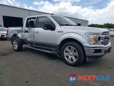 Czwarte zdjęcie samochodu z boku: 2019 FORD F150 SUPERCREW VIN:1FTEW1C42KKF30583 - miniatura