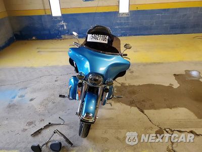 Piąte zdjęcie samochodu w środku: 2011 HARLEY-DAVIDSON FLHTCU VIN:1HD1FC411BB633202 - miniatura