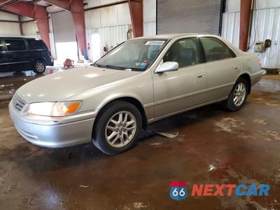 2000 TOYOTA CAMRY XLE V6 JT2BF28K5Y0253117 - główne zdjęcie licytacji z USA - miniatura