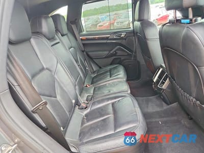 Zdjęcie 11 z 14 samochodu: 2014 PORSCHE CAYENNE S VIN:WP1AB2A25ELA58488 - miniatura