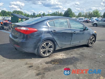 Trzecie zdjęcie samochodu z tyłu: 2014 KIA FORTE EX VIN:KNAFZ4A88E5069389 - miniatura