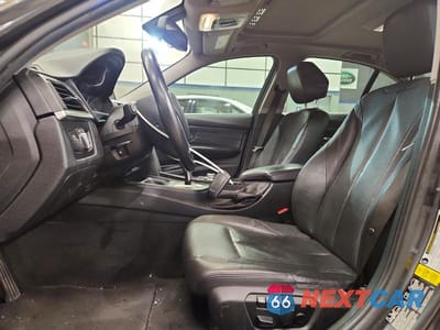 Zdjęcie 7 z 12 samochodu: 2013 BMW 328 XI SULEV VIN:WBA3B5C59DF595801 - miniatura