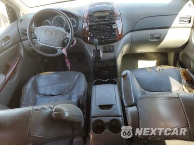 Zdjęcie 8 z 13 samochodu: 2004 TOYOTA SIENNA XLE 7 PASSENGER VIN:5TDZA22C74S095392 - miniatura