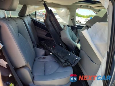 Zdjęcie 11 z 14 samochodu: 2021 TOYOTA HIGHLANDER XLE VIN:5TDGZRAH9MS081032 - miniatura