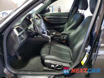 Zdjęcie 7 z 12 samochodu: 2018 BMW 330 I VIN:WBA8B9C55JEE81750 - miniatura