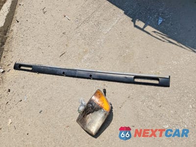 Zdjęcie 13 z 14 samochodu: 1996 CHEVROLET BLAZER VIN:1GNDT13W6T2220256 - miniatura