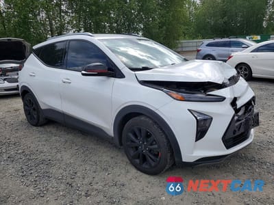 Czwarte zdjęcie samochodu z boku: 2023 CHEVROLET BOLT EUV LT VIN:1G1FY6S04P4150420 - miniatura