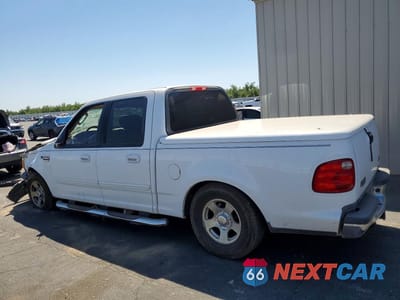 Drugie zdjęcie samochodu z przodu: 2002 FORD F150 SUPERCREW VIN:1FTRW07662KC96987 - miniatura