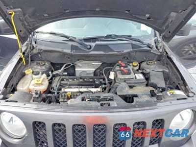 Zdjęcie 12 z 13 samochodu: 2016 JEEP PATRIOT LATITUDE VIN:1C4NJPFA9GD640318 - miniatura