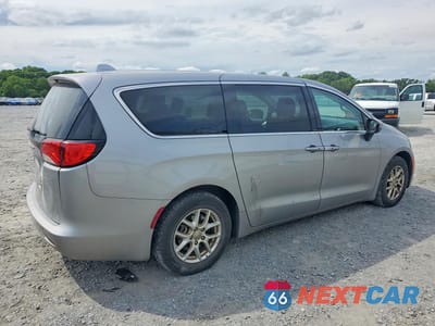 Trzecie zdjęcie samochodu z tyłu: 2017 CHRYSLER PACIFICA TOURING VIN:2C4RC1DGXHR695133 - miniatura