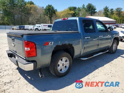 Trzecie zdjęcie samochodu z tyłu: 2011 CHEVROLET SILVERADO K1500 LT VIN:3GCPKSE37BG228969 - miniatura