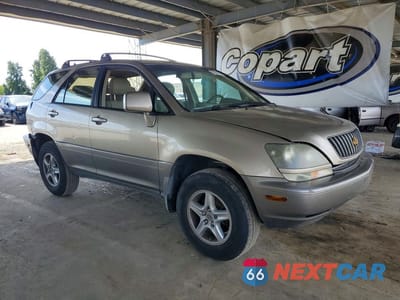 Czwarte zdjęcie samochodu z boku: 1999 LEXUS RX 300 VIN:JT6HF10U1X0032984 - miniatura