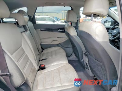 Zdjęcie 10 z 12 samochodu: 2017 KIA SORENTO SX V6 VIN:5XYPKDA54HG338145 - miniatura