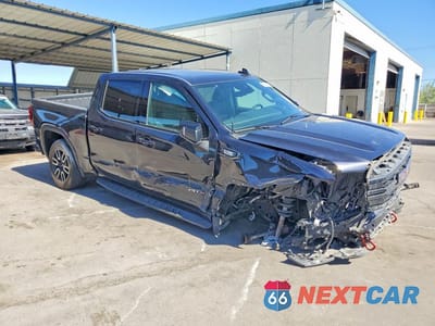 Czwarte zdjęcie samochodu z boku: 2023 GMC SIERRA K1500 AT4 VIN:1GTUUEE88PZ213852 - miniatura