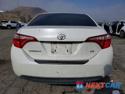 Zdjęcie 6 z 12 samochodu: 2018 TOYOTA COROLLA LE VIN:5YFBURHE8JP790236 - miniatura