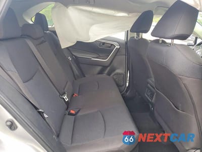 Zdjęcie 11 z 13 samochodu: 2024 TOYOTA RAV4 LE VIN:JTMLWRFV0RD238827 - miniatura