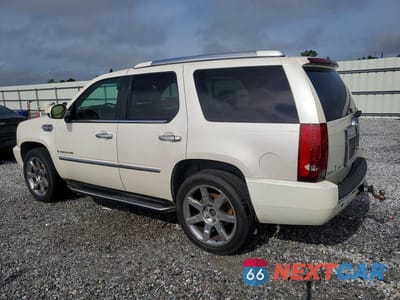 Drugie zdjęcie samochodu z przodu: 2007 CADILLAC ESCALADE LUXURY VIN:1GYEC63887R310124 - miniatura