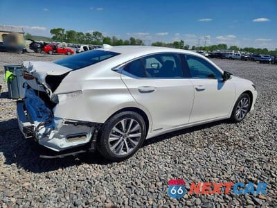Trzecie zdjęcie samochodu z tyłu: 2021 LEXUS ES 300H VIN:58ADA1C16MU007417 - miniatura