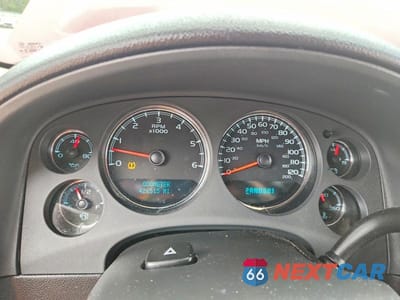 Zdjęcie 9 z 14 samochodu: 2008 CHEVROLET SUBURBAN K1500 LS VIN:3GNFK16318G202713 - miniatura