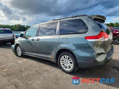 Drugie zdjęcie samochodu z przodu: 2014 TOYOTA SIENNA XLE 8-PASSENGER VIN:5TDYK3DC2ES504380 - miniatura
