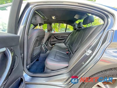 Zdjęcie 12 z 14 samochodu: 2018 BMW 330 XI VIN:WBA8D9G58JNU71313 - miniatura