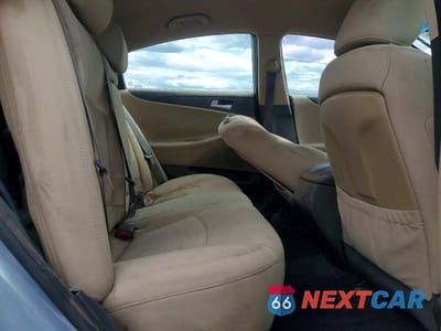 Zdjęcie 10 z 12 samochodu: 2011 HYUNDAI SONATA GLS VIN:5NPEB4AC6BH252535 - miniatura