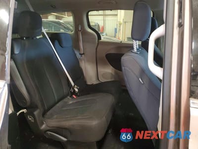 Zdjęcie 11 z 13 samochodu: 2018 CHRYSLER PACIFICA TOURING PLUS VIN:2C4RC1FG1JR182825 - miniatura