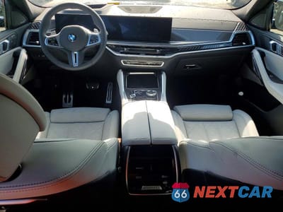 Zdjęcie 8 z 12 samochodu: 2026 BMW X6 M60I VIN:5UX43EX05T9405488 - miniatura