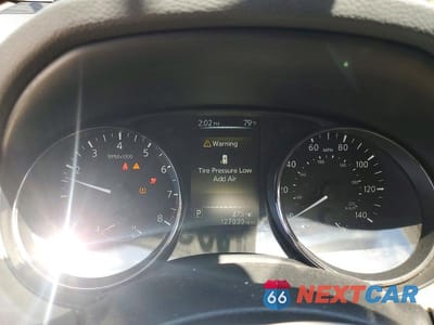Zdjęcie 9 z 13 samochodu: 2017 NISSAN ROGUE S VIN:JN8AT2MT2HW385831 - miniatura