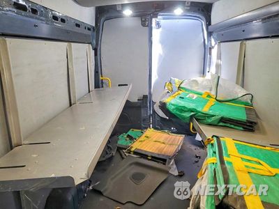Zdjęcie 10 z 13 samochodu: 2021 FORD TRANSIT 250 DELIVERY VAN VIN:1FTBR3X84MKA83082 - miniatura