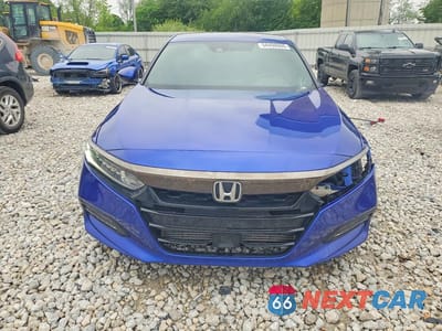 Piąte zdjęcie samochodu w środku: 2018 HONDA ACCORD SPORT VIN:1HGCV1F36JA035712 - miniatura