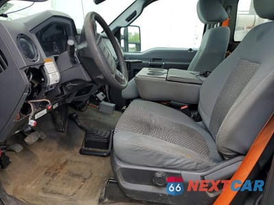 Zdjęcie 7 z 12 samochodu: 2016 FORD F450 VIN:1FDUF4HT3GEC07397 - miniatura