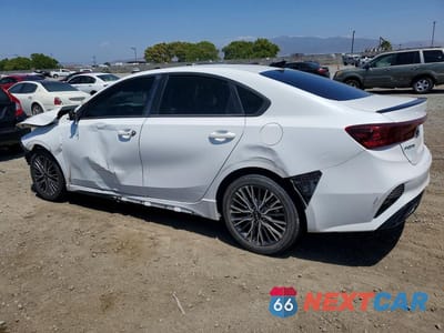 Drugie zdjęcie samochodu z przodu: 2023 KIA FORTE GT-LINE VIN:3KPF54AD1PE660991 - miniatura