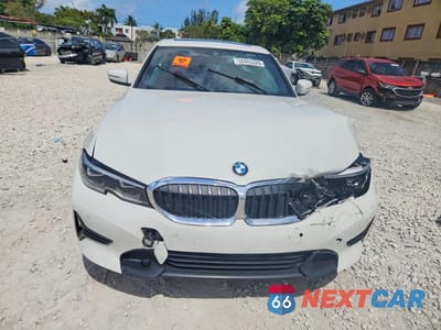 Piąte zdjęcie samochodu w środku: 2021 BMW 330I VIN:3MW5R1J04M8B83721 - miniatura