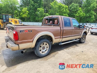 Trzecie zdjęcie samochodu z tyłu: 2011 FORD F250 SUPER DUTY VIN:1FT7W2BT8BEA72800 - miniatura