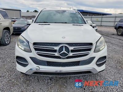 Piąte zdjęcie samochodu w środku: 2016 MERCEDES-BENZ GLE 350 VIN:4JGDA5JBXGA692926 - miniatura