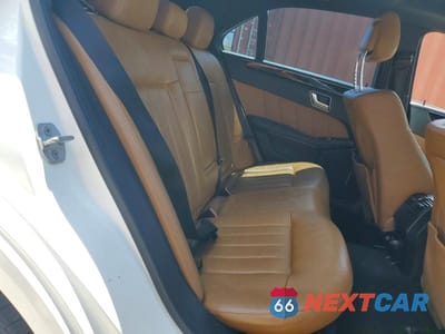 Zdjęcie 10 z 12 samochodu: 2013 MERCEDES-BENZ E 350 VIN:WDDHF5KB4DA724759 - miniatura