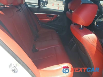 Zdjęcie 10 z 13 samochodu: 2017 BMW 330 XI VIN:WBA8D9G33HNU62267 - miniatura